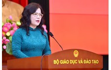 Công bố và trao Quyết định bổ nhiệm TS. Nguyễn Thị Kim Chi giữ chức Thứ trưởng Bộ Giáo dục và Đào tạo