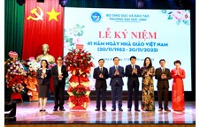Trường Đại học Vinh long trọng tổ chức Lễ kỷ niệm 41 năm Ngày Nhà giáo Việt Nam (20/11/1982 - 20/11/2023)