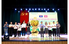 Trường Đại học Vinh tổ chức Giao lưu hữu nghị chào mừng Tết Truyền thống Bunpimay năm 2024 (2567) cho Lưu học sinh Lào